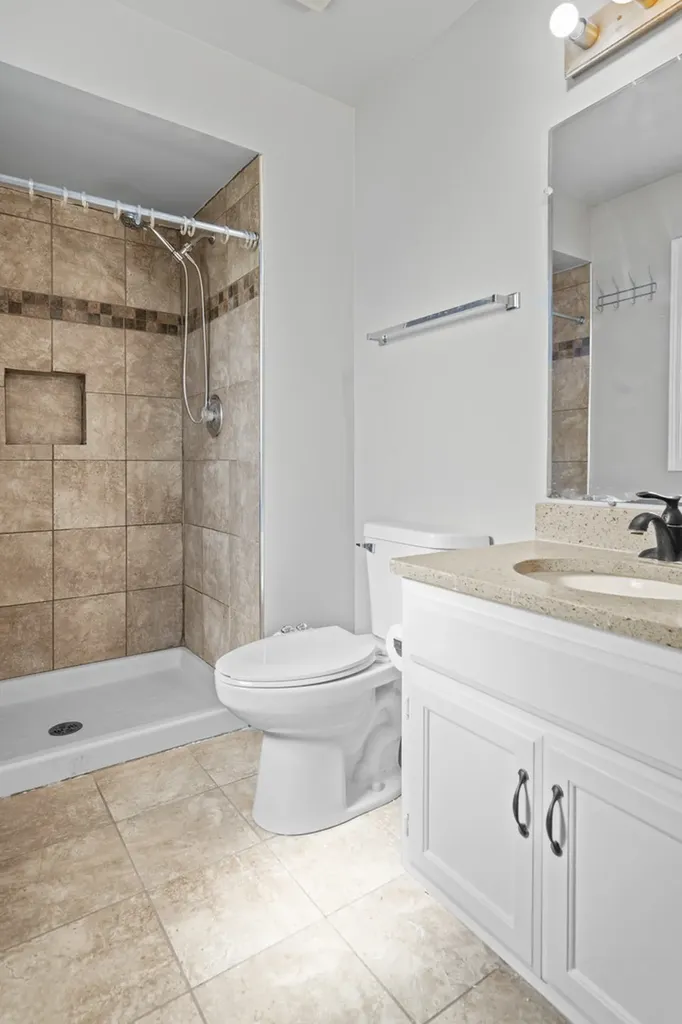 16527 Orange Avenue Orland Park IL 60467