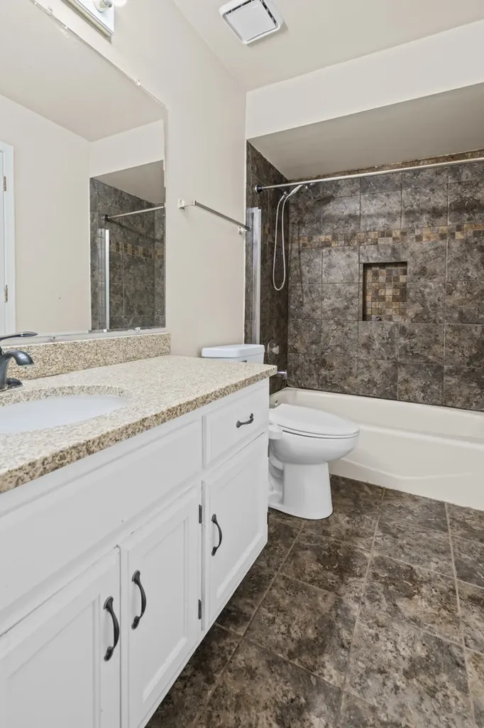16527 Orange Avenue Orland Park IL 60467