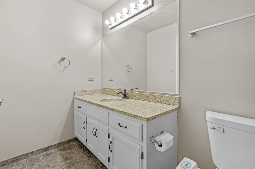 16527 Orange Avenue Orland Park IL 60467