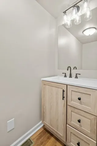 16527 Orange Avenue Orland Park IL 60467