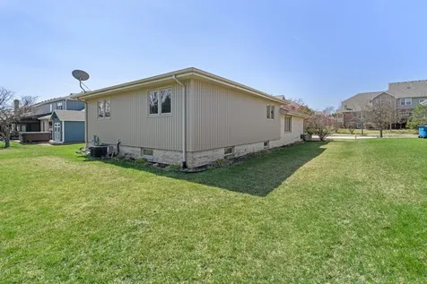 16527 Orange Avenue Orland Park IL 60467