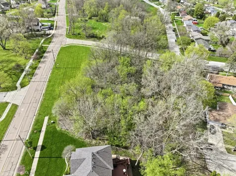 1009 South 9th Avenue St. Charles IL 60174