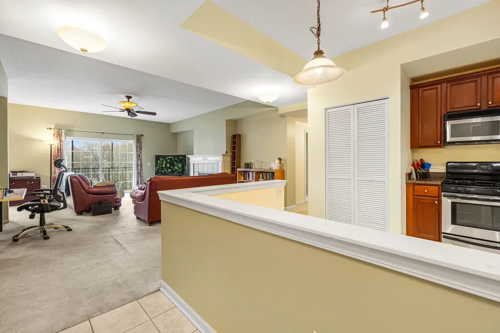 400 Mcdaniels Circle Clarendon Hills IL 60514
