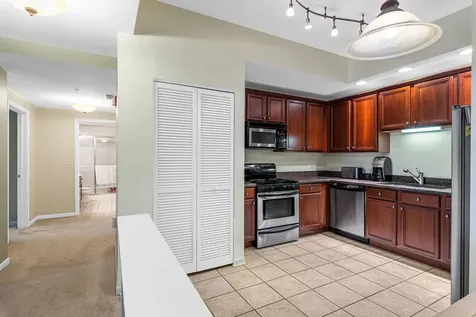 400 Mcdaniels Circle Clarendon Hills IL 60514