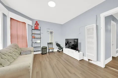 2853 West 40th Street Chicago IL 60632