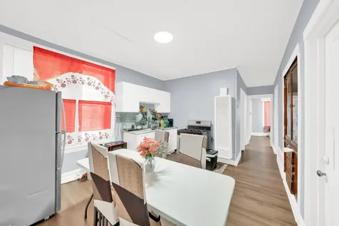 2853 West 40th Street Chicago IL 60632