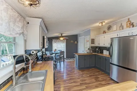 59 Lloyd Drive Reddick IL 60961