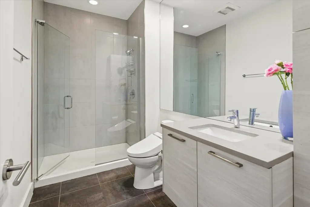 1124 West Adams Street Chicago IL 60607