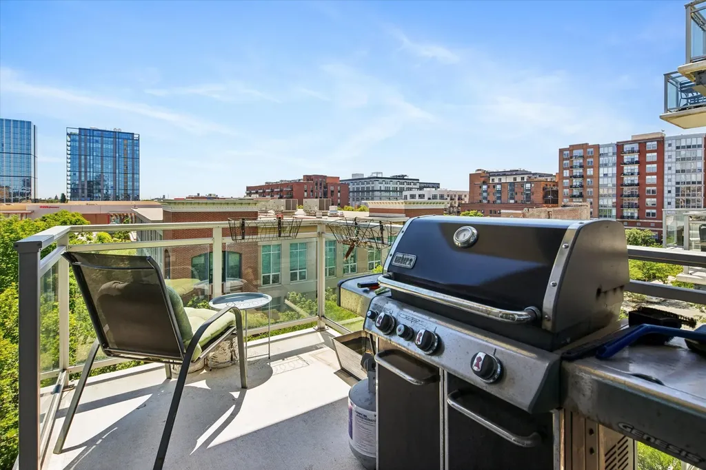 1124 West Adams Street Chicago IL 60607