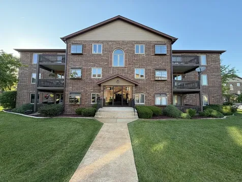 17230 Ridgeland Avenue Tinley Park IL 60477