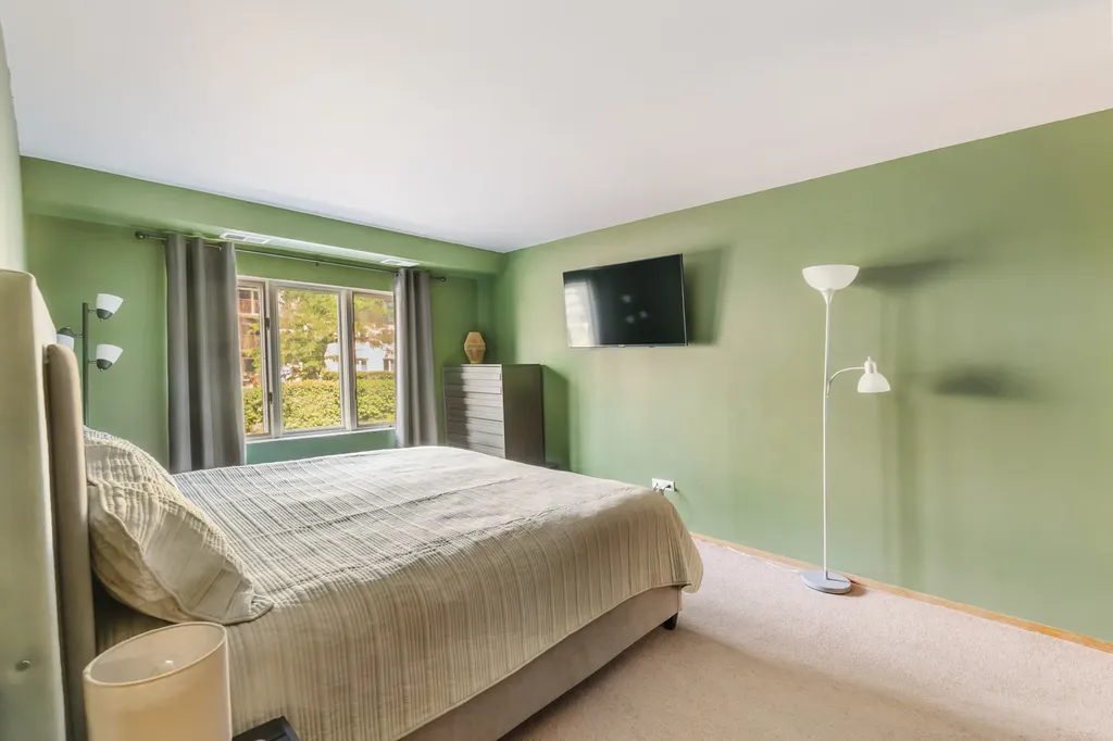 200 South Dee Road Park Ridge IL 60068