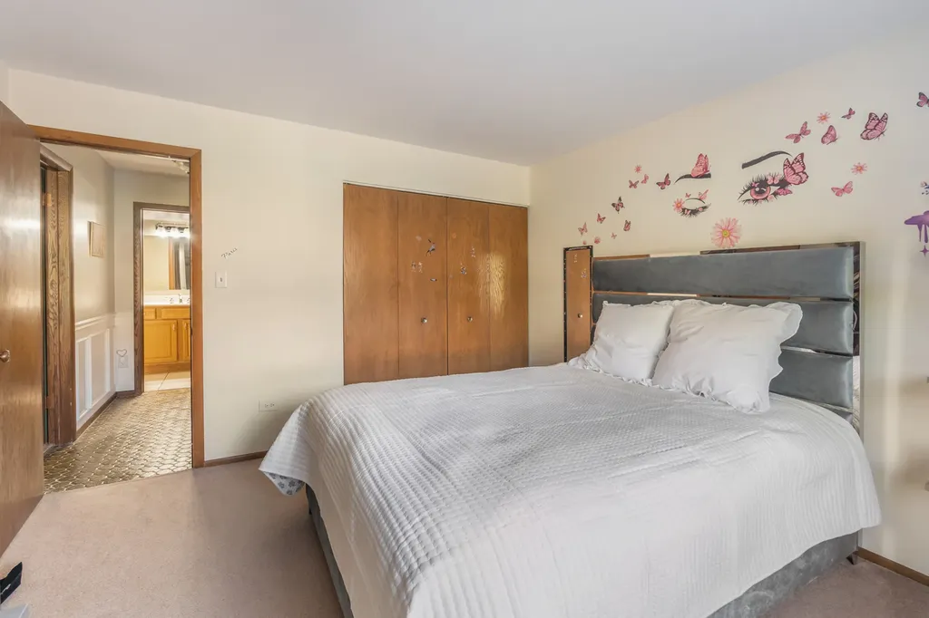 200 South Dee Road Park Ridge IL 60068