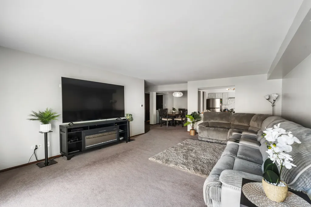 200 South Dee Road Park Ridge IL 60068