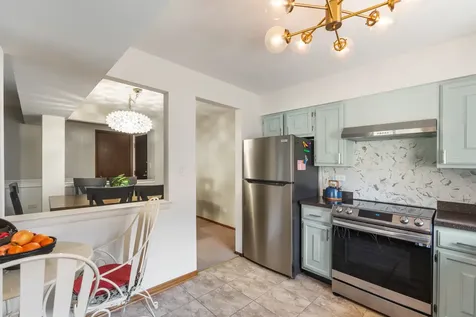 200 South Dee Road Park Ridge IL 60068