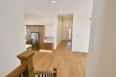 14109 Kenneth Court Crestwood IL 60418