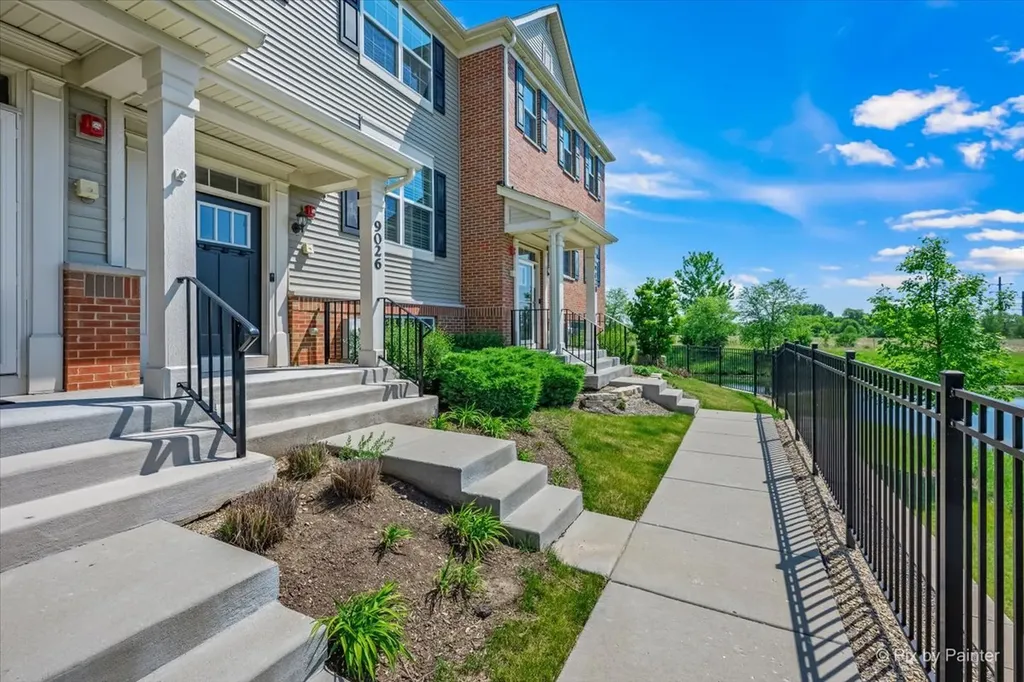 9026 Disbrow Street Huntley IL 60142