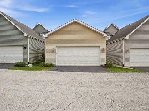 0N422 Taylor Drive Geneva IL 60134