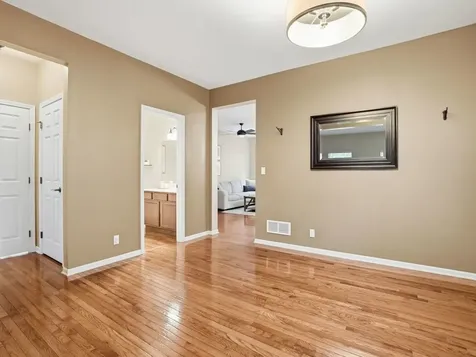 0N422 Taylor Drive Geneva IL 60134