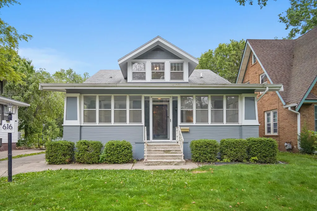 616 Normal Avenue Normal IL 61761