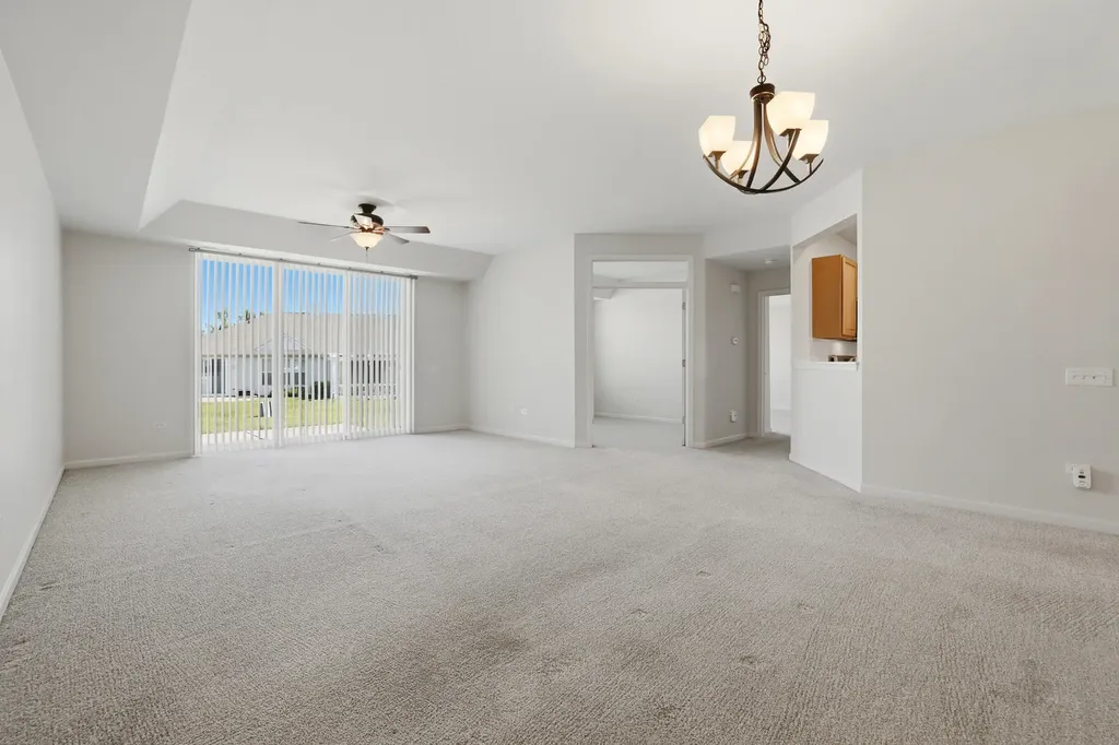 13076 Patriot Way Huntley IL 60142