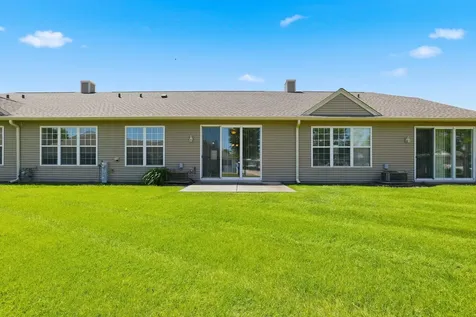 13076 Patriot Way Huntley IL 60142
