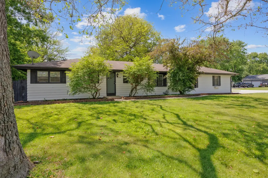 2158 Pleasure View Road Aurora IL 60506