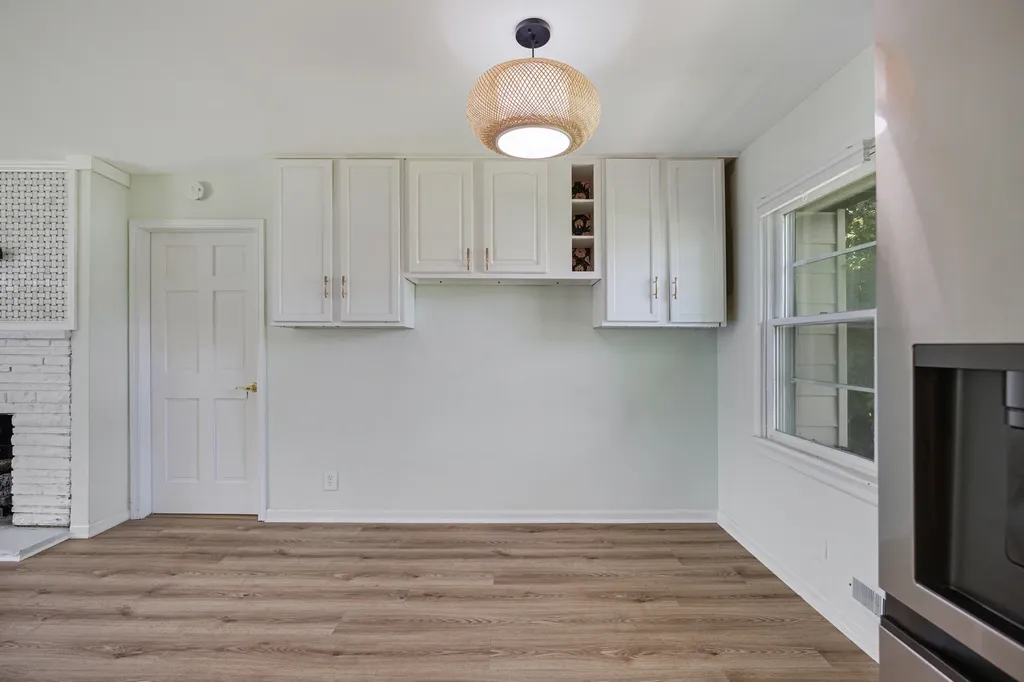 2158 Pleasure View Road Aurora IL 60506