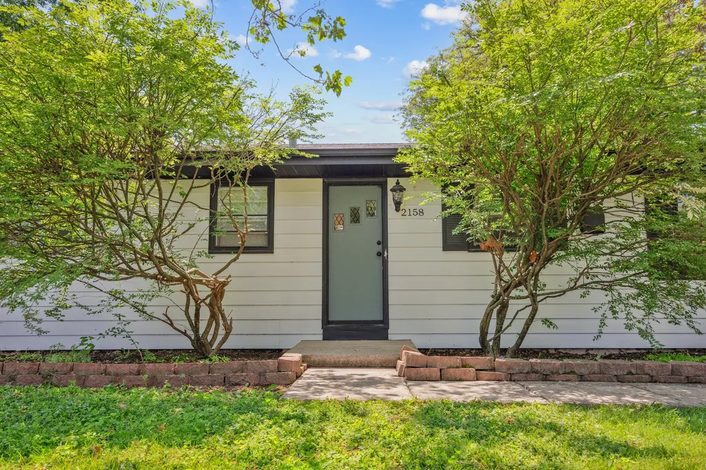 2158 Pleasure View Road Aurora IL 60506