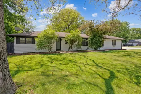 2158 Pleasure View Road Aurora IL 60506
