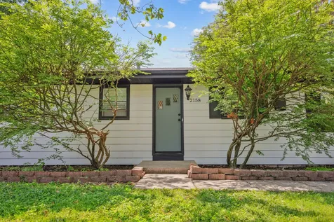 2158 Pleasure View Road Aurora IL 60506