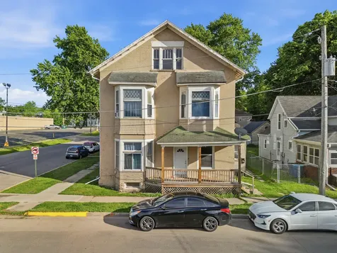 305 Monroe Avenue Dixon IL 61021