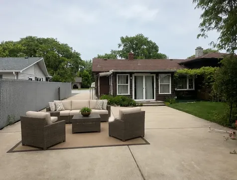 6709 West 88th Place Oak Lawn IL 60453