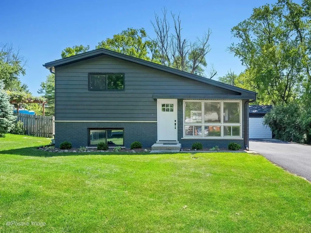 1N535 Park Boulevard Glen Ellyn IL 60137