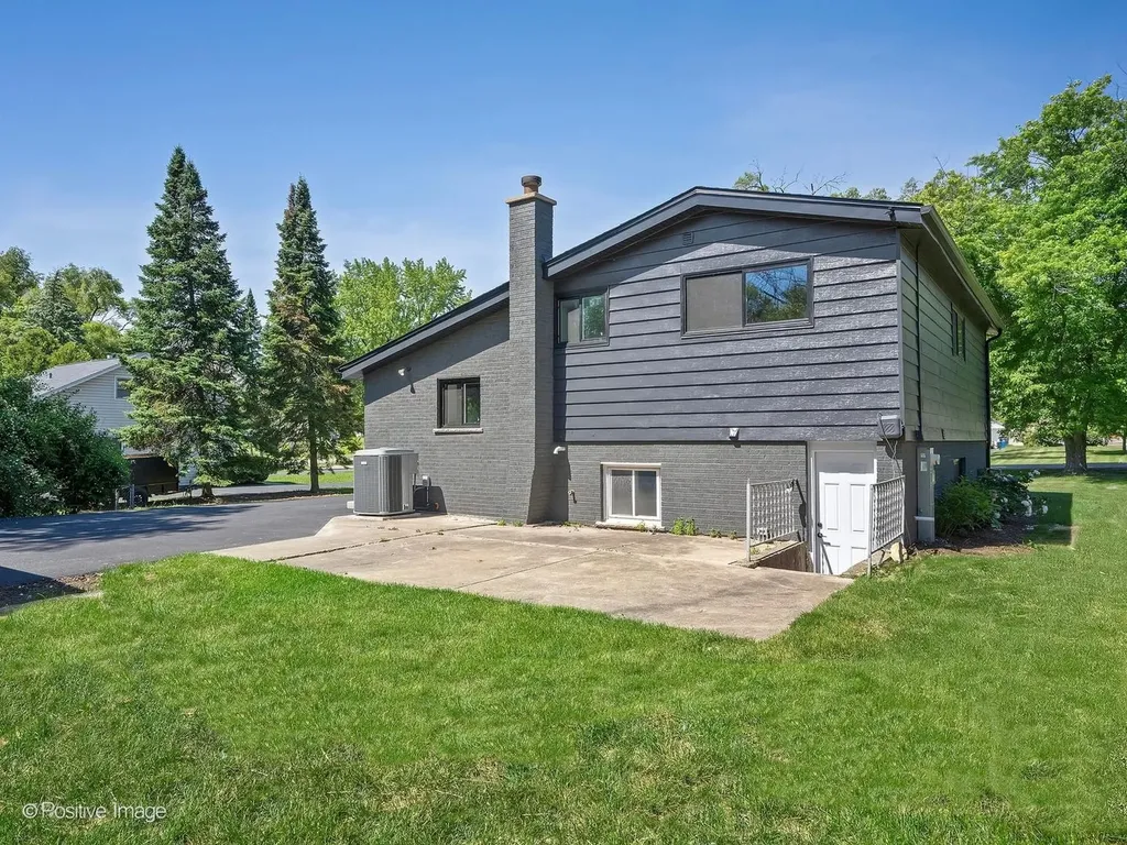 1N535 Park Boulevard Glen Ellyn IL 60137