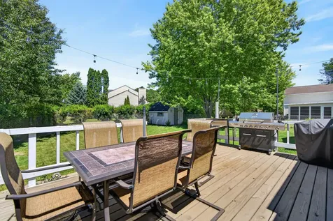 1000 Timberwood Lane Algonquin IL 60102