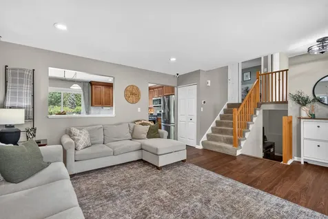 1000 Timberwood Lane Algonquin IL 60102