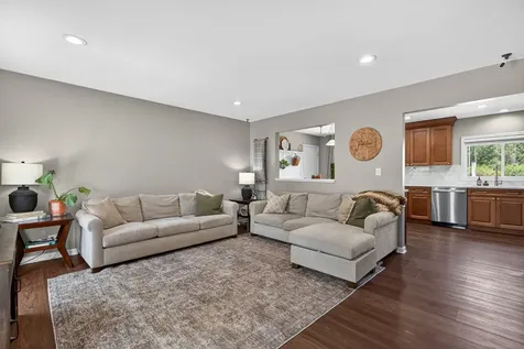 1000 Timberwood Lane Algonquin IL 60102