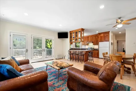 1804 Elmwood Avenue Wilmette IL 60091