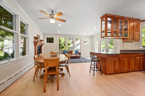 1804 Elmwood Avenue Wilmette IL 60091