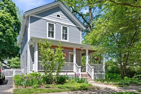 1804 Elmwood Avenue Wilmette IL 60091