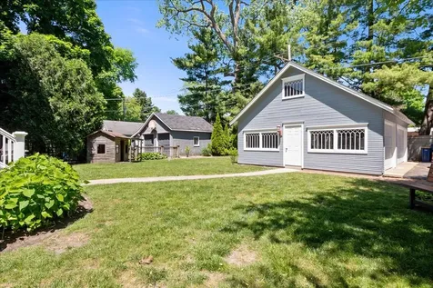 1804 Elmwood Avenue Wilmette IL 60091