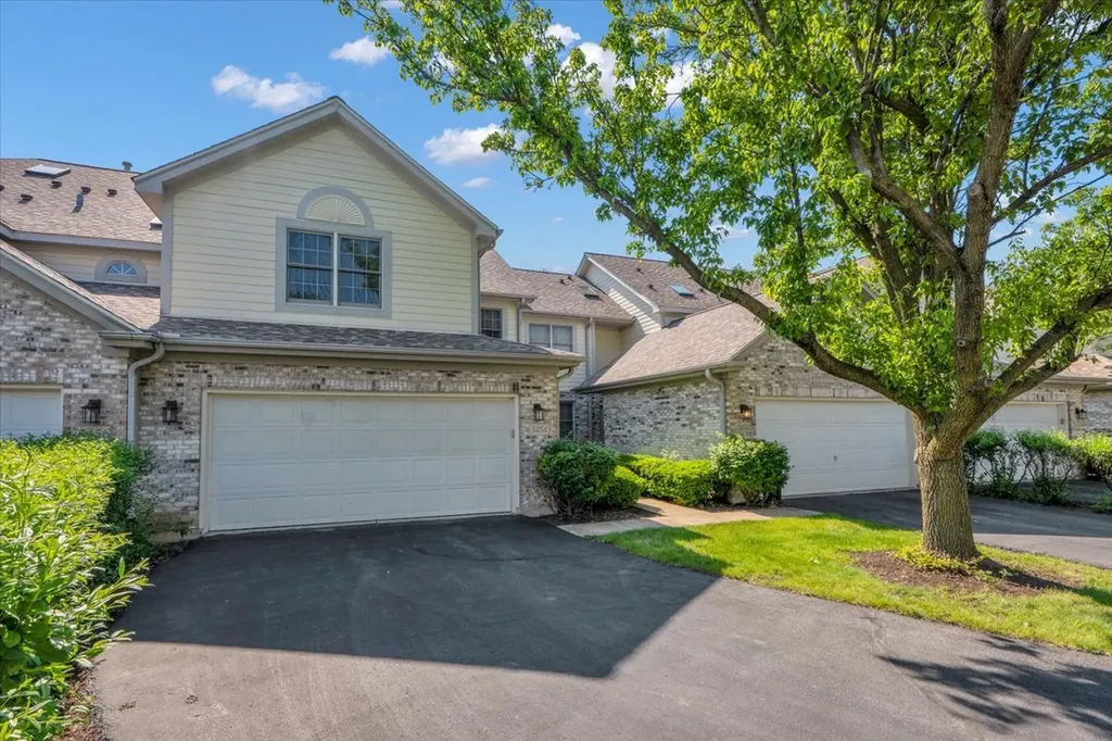 5454 Ashbrook Place Downers Grove IL 60515