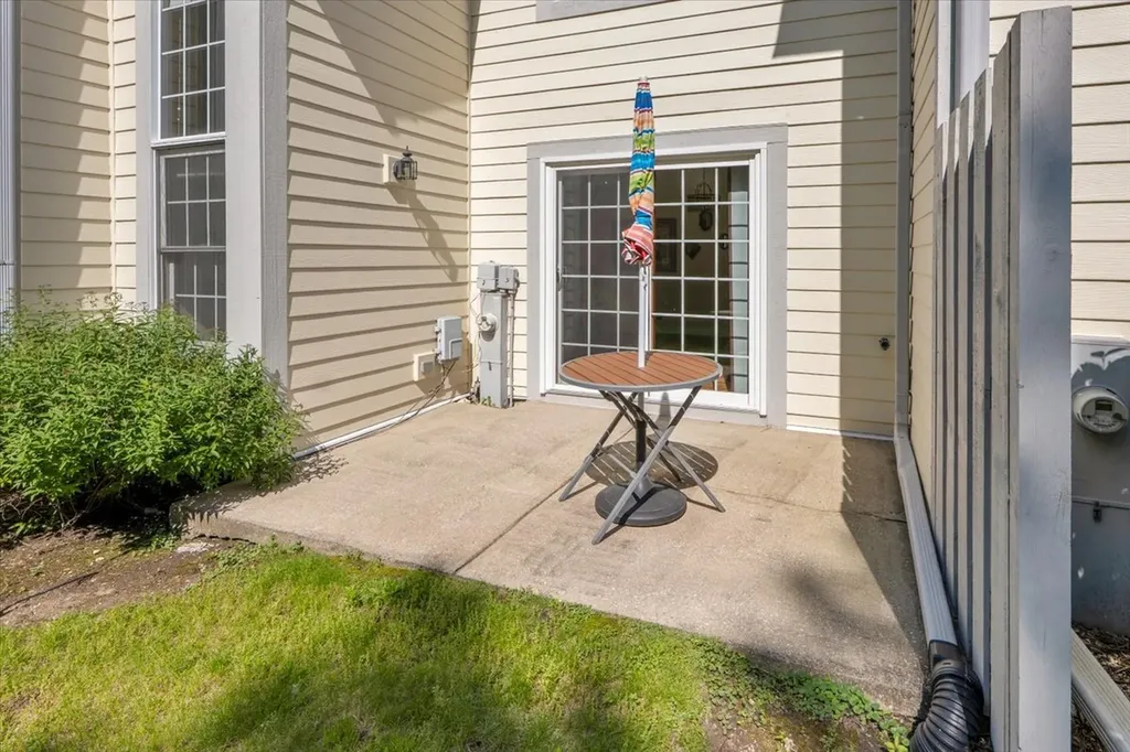 5454 Ashbrook Place Downers Grove IL 60515