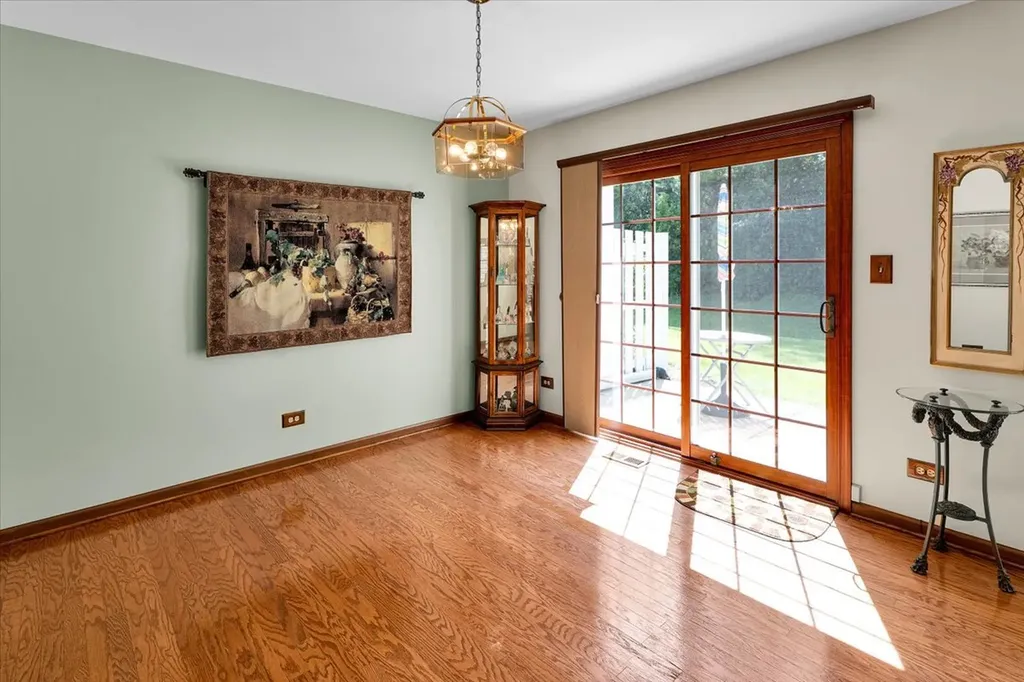 5454 Ashbrook Place Downers Grove IL 60515