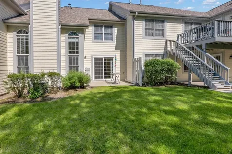 5454 Ashbrook Place Downers Grove IL 60515