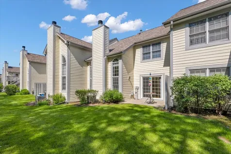 5454 Ashbrook Place Downers Grove IL 60515