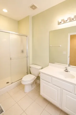 673 Saugatuk Circle Romeoville IL 60446