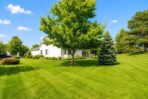 673 Saugatuk Circle Romeoville IL 60446