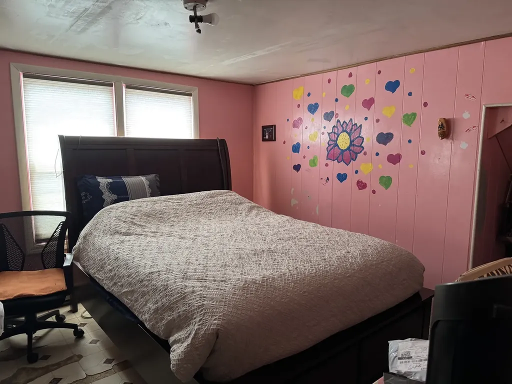 8431 South Dante Avenue Chicago IL 60619