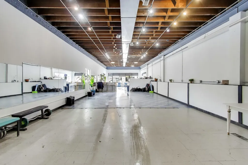3426 West Diversey Avenue Chicago IL 60647
